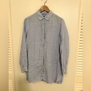 Tahari Irish Linen Button Down Shirt with side vents